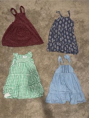 5T old navy girls dress bundle ( 4 total)